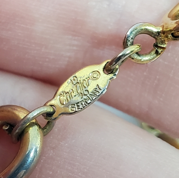 SOLD Vintage Christian Dior Twist Barbed Link Necklace - Picture 6 of 9